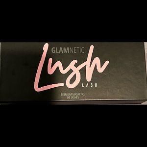 LUSH GLAMETIC